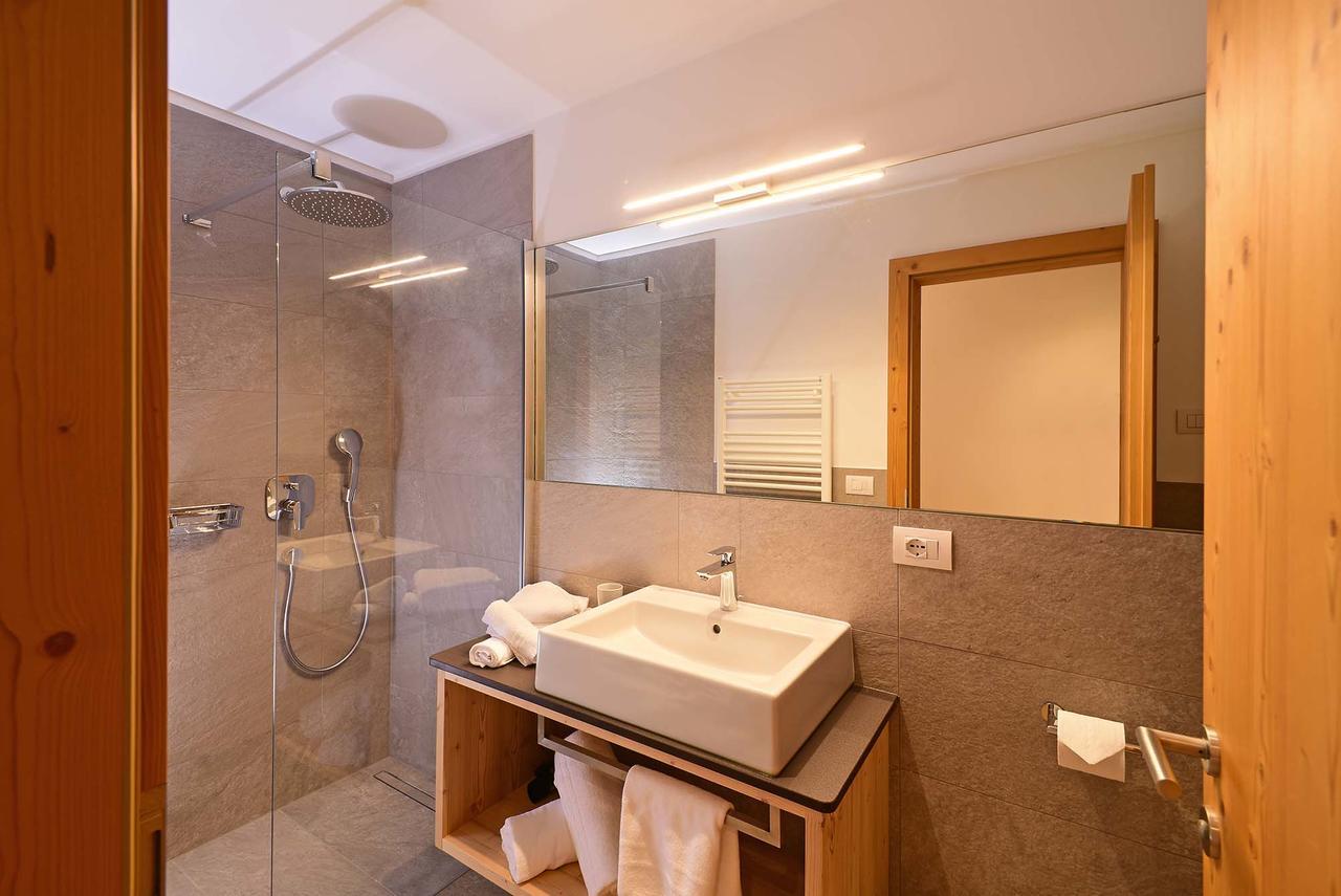 Schaefer Apartments سيستو المظهر الخارجي الصورة